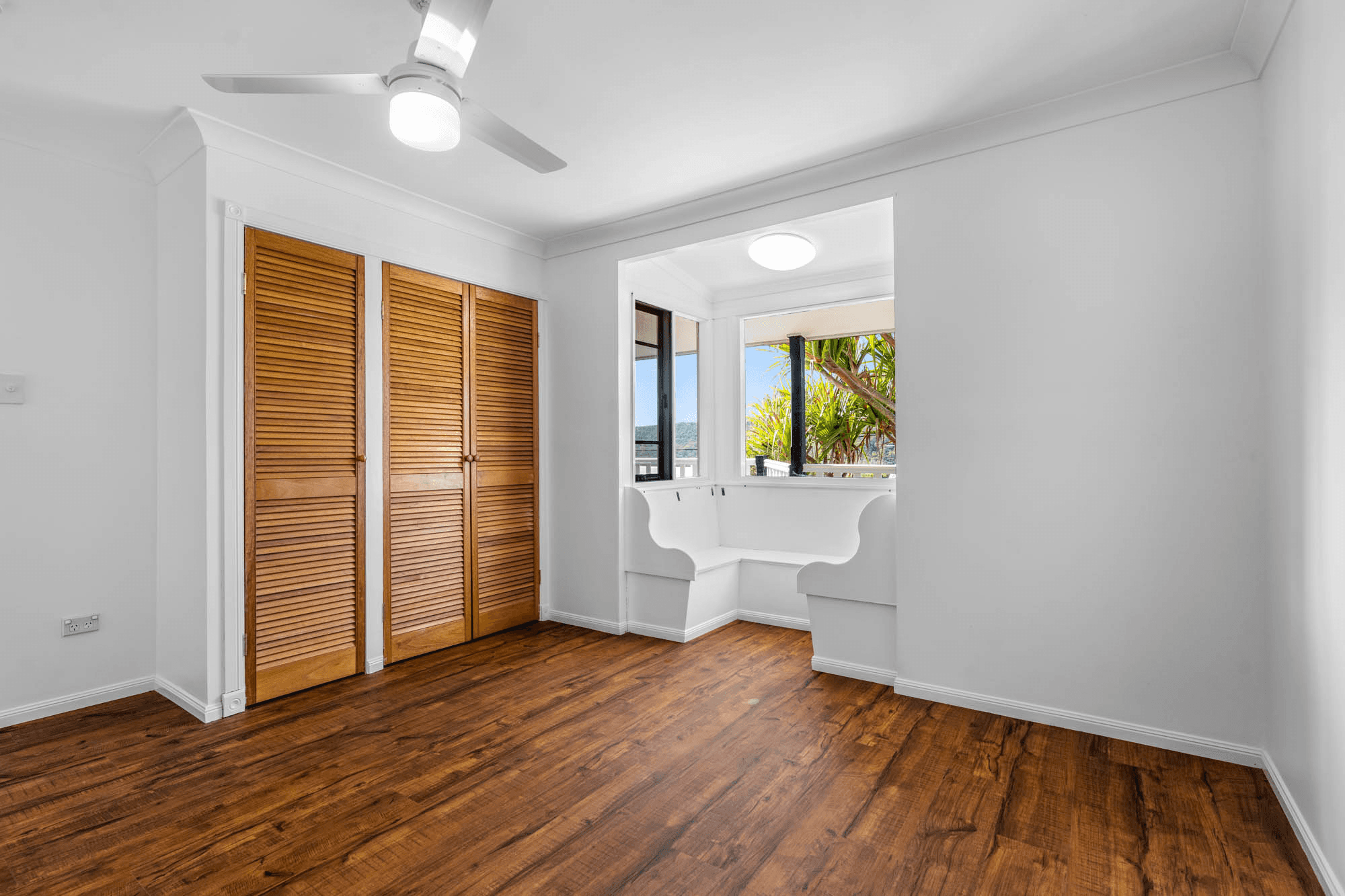 13 Naples Drive, RUSSELL ISLAND, QLD 4184