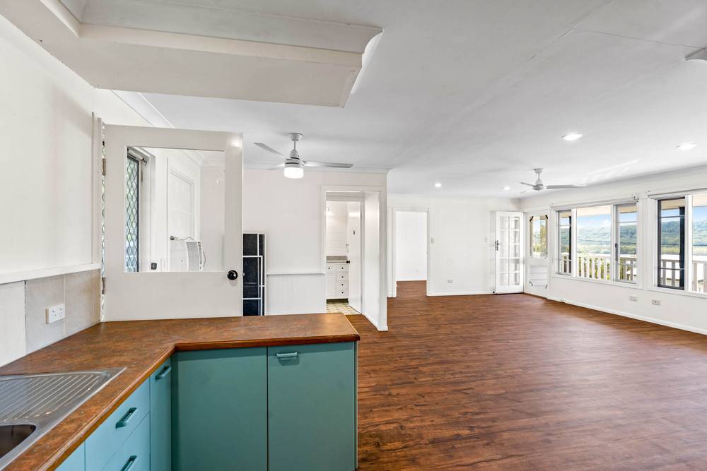 13 Naples Drive, RUSSELL ISLAND, QLD 4184
