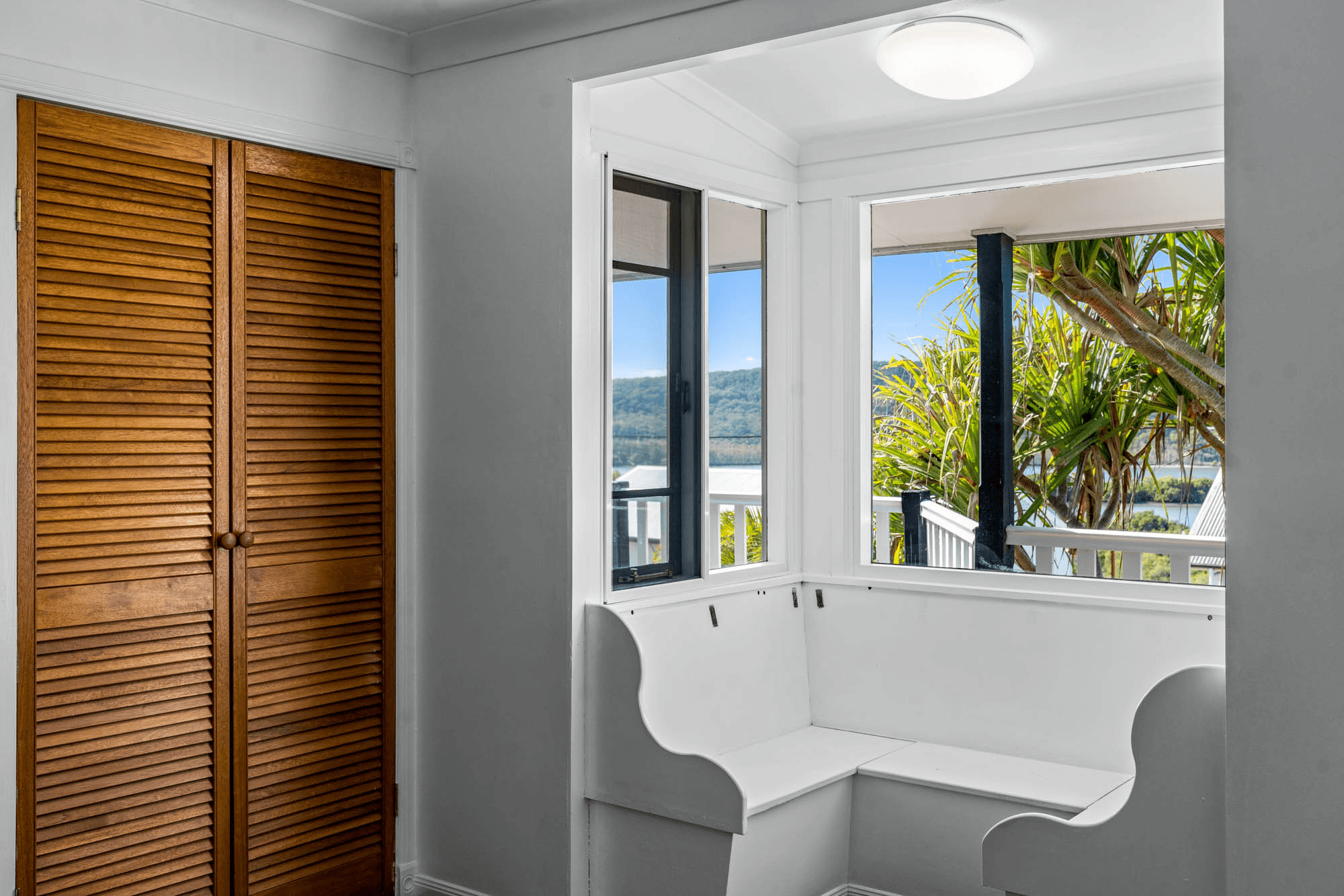 13 Naples Drive, RUSSELL ISLAND, QLD 4184