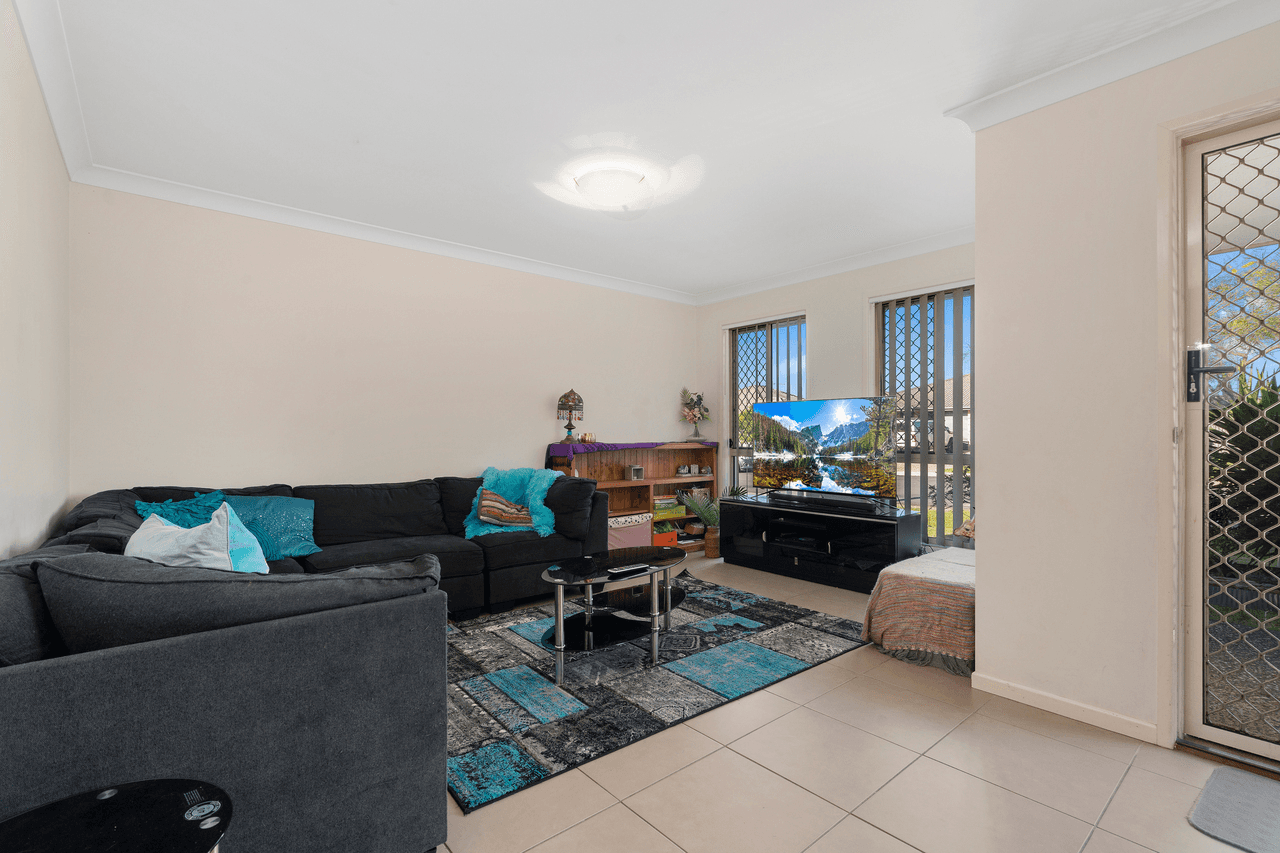 2/7 Sabin Street, CABOOLTURE, QLD 4510