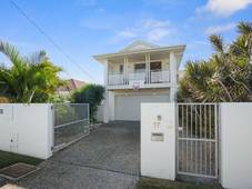17 Berrimilla Street, Manly West, QLD 4179