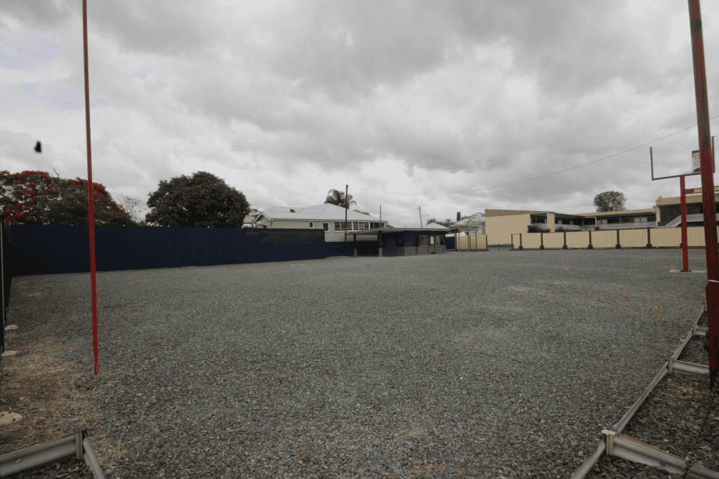 124 & 126 Gladstone Road, ALLENSTOWN, QLD 4700