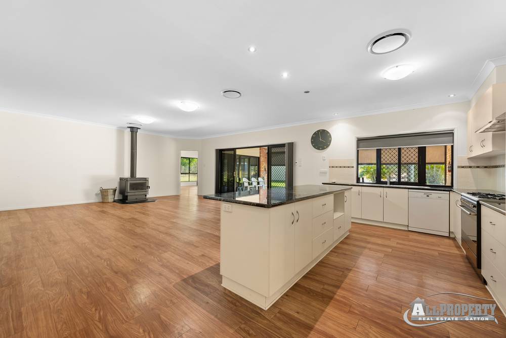 127 Olive Grove Drive, Adare, QLD 4343