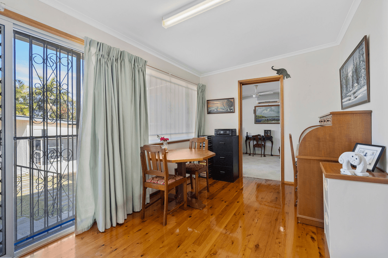 2 - 4  Elizabeth Street, WOODRIDGE, QLD 4114