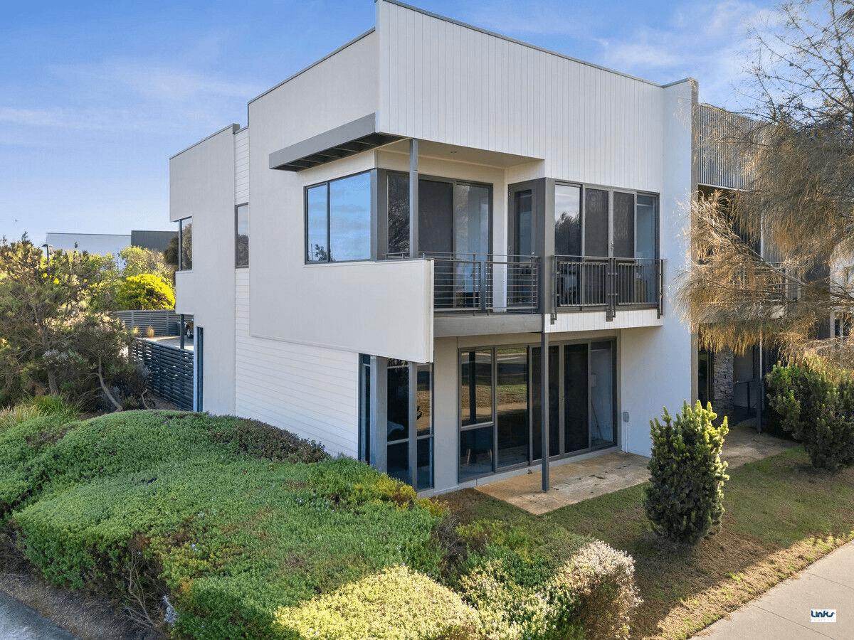 1 Seaspray Place, Torquay, VIC 3228