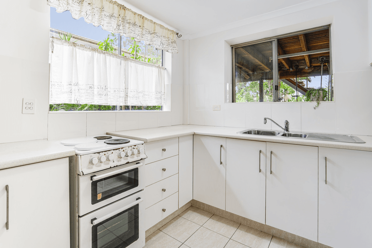 17 Saint Johns Way, Boronia Heights, QLD 4124