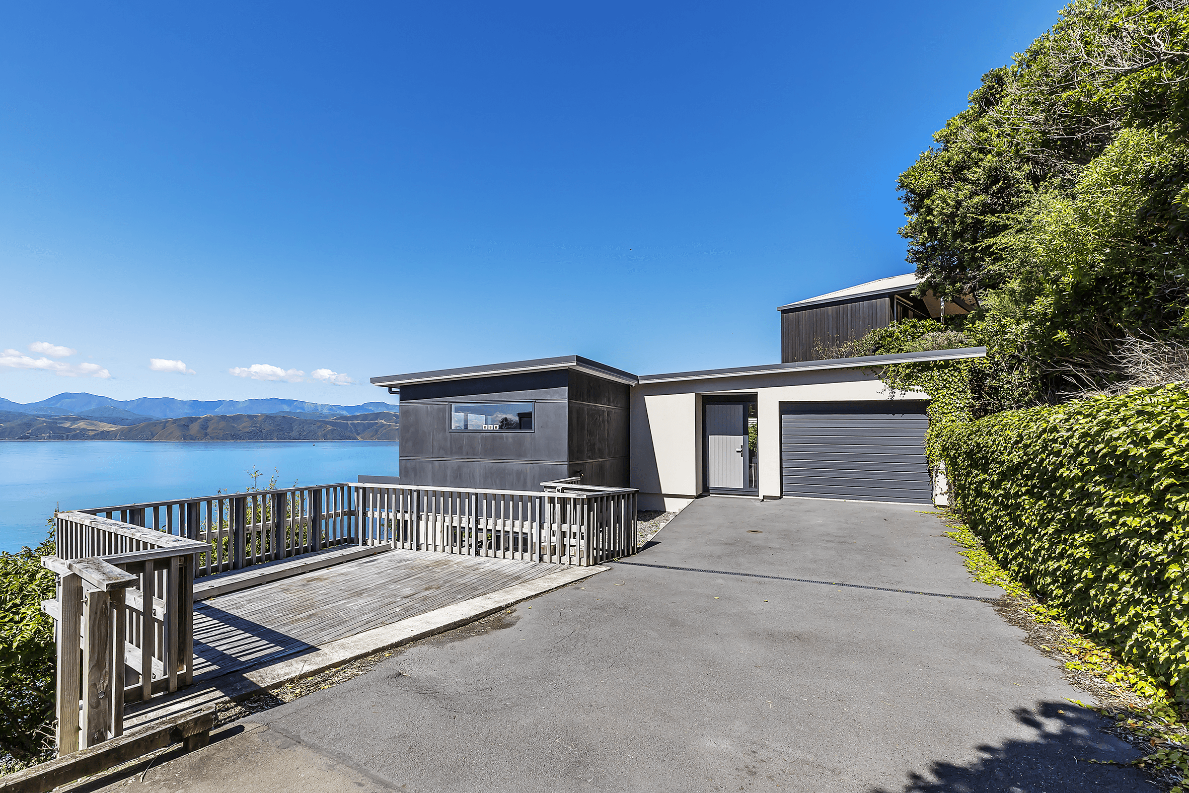 67 Pretoria Road, Karaka Bays, Wellington 6022