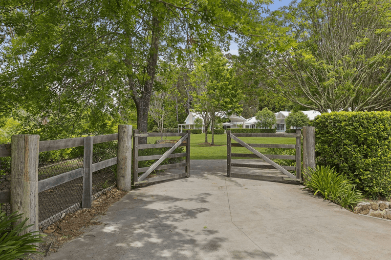 1/55 Picketts Valley Road, Picketts Valley, NSW 2251