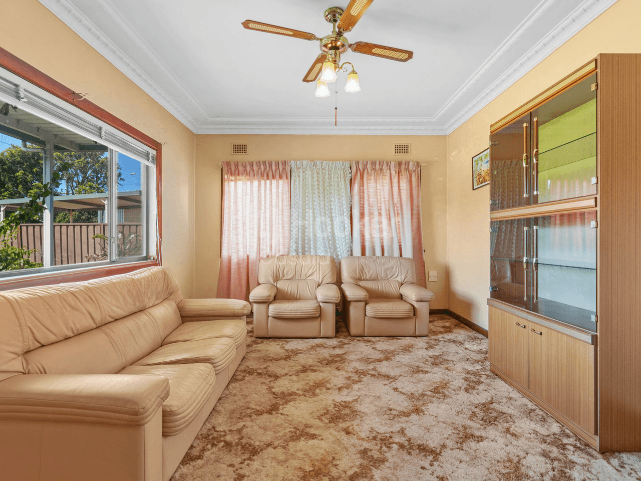 208 Nuwarra Road, MOOREBANK, NSW 2170