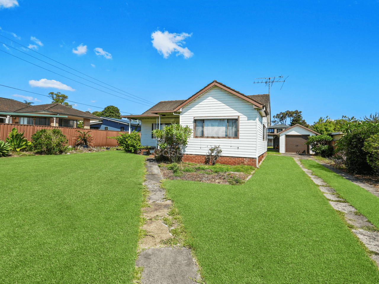 208 Nuwarra Road, MOOREBANK, NSW 2170