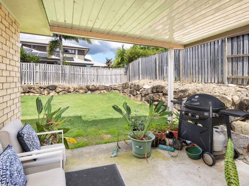 14 Kabi Place, Pacific Pines, QLD 4211