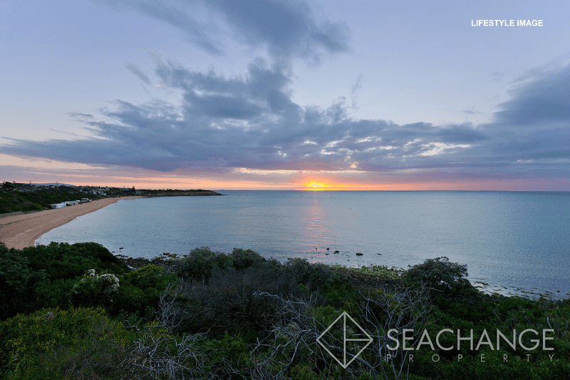 18 Sutherland Avenue, ASPENDALE GARDENS, VIC 3195