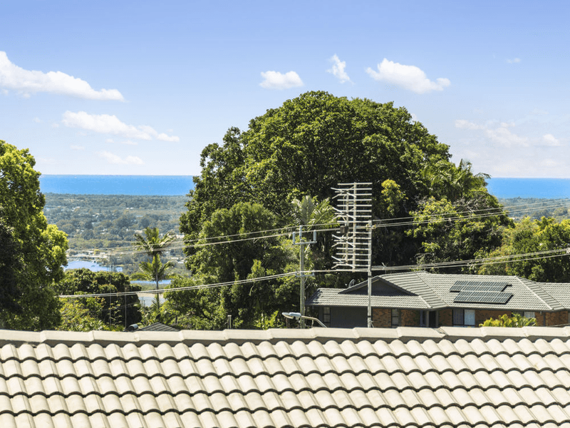 8 Buenavista Drive, BILAMBIL HEIGHTS, NSW 2486