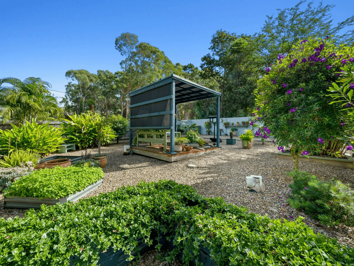 10 Ibis Street, MACLEAY ISLAND, QLD 4184