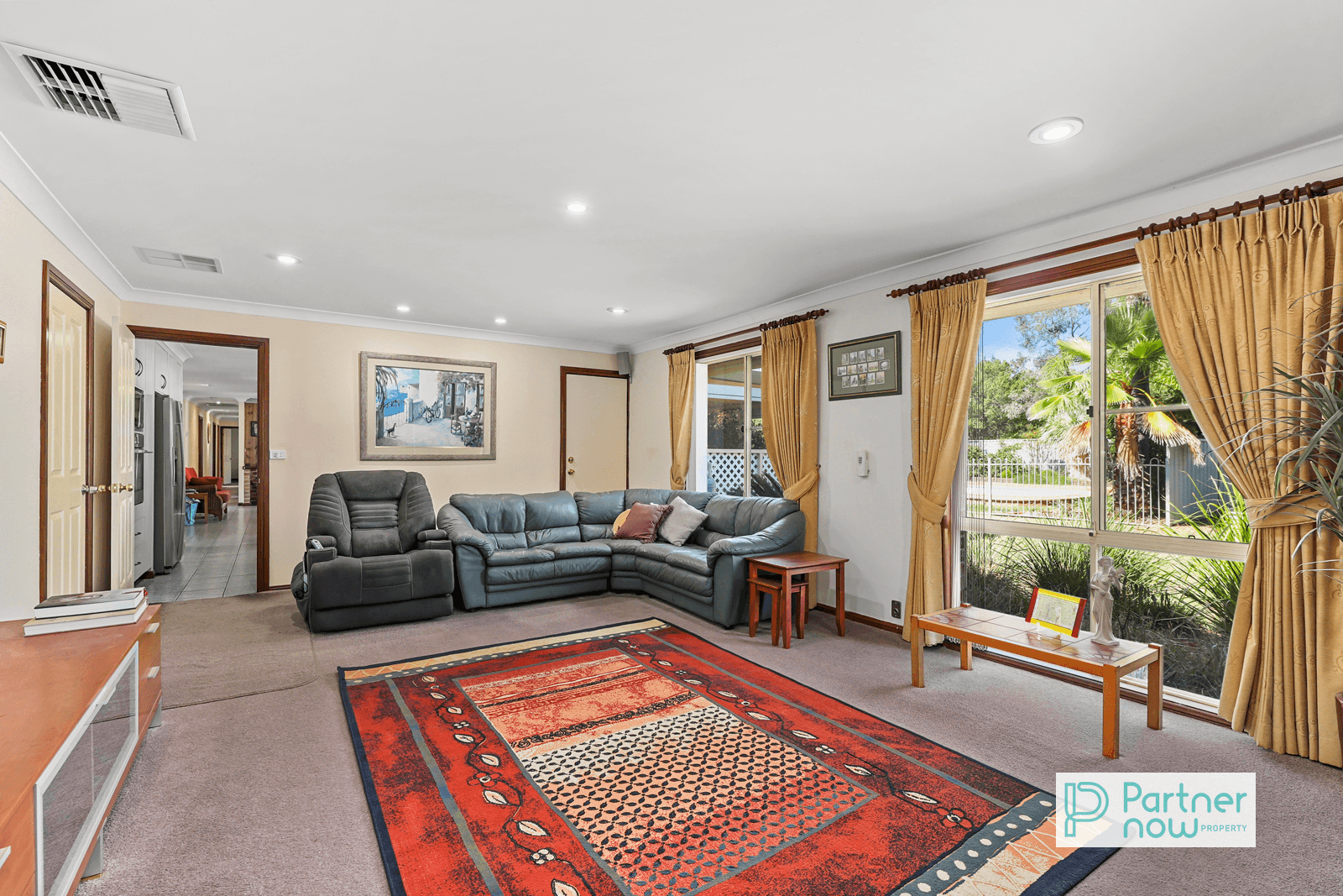 6 Kingswood Drive, TAMWORTH, NSW 2340