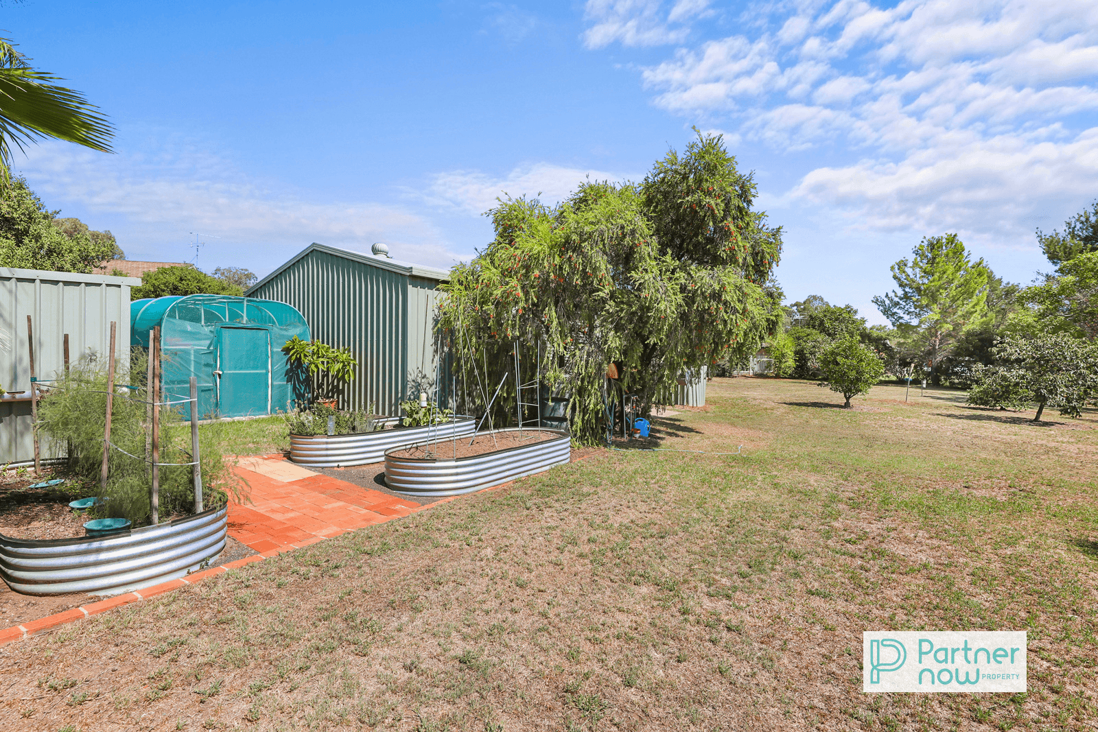 6 Kingswood Drive, TAMWORTH, NSW 2340