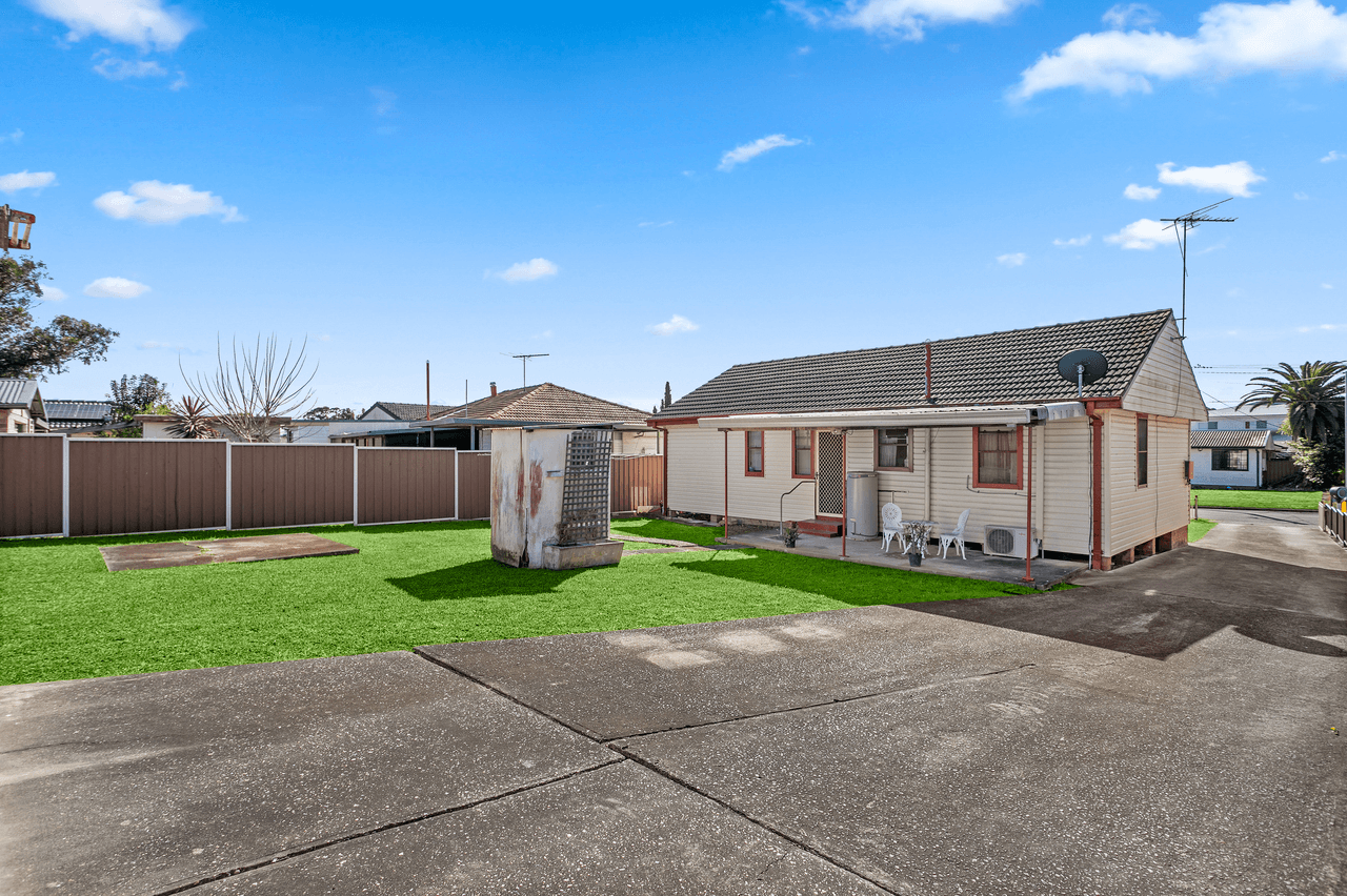 14 Wych Avenue, LURNEA, NSW 2170