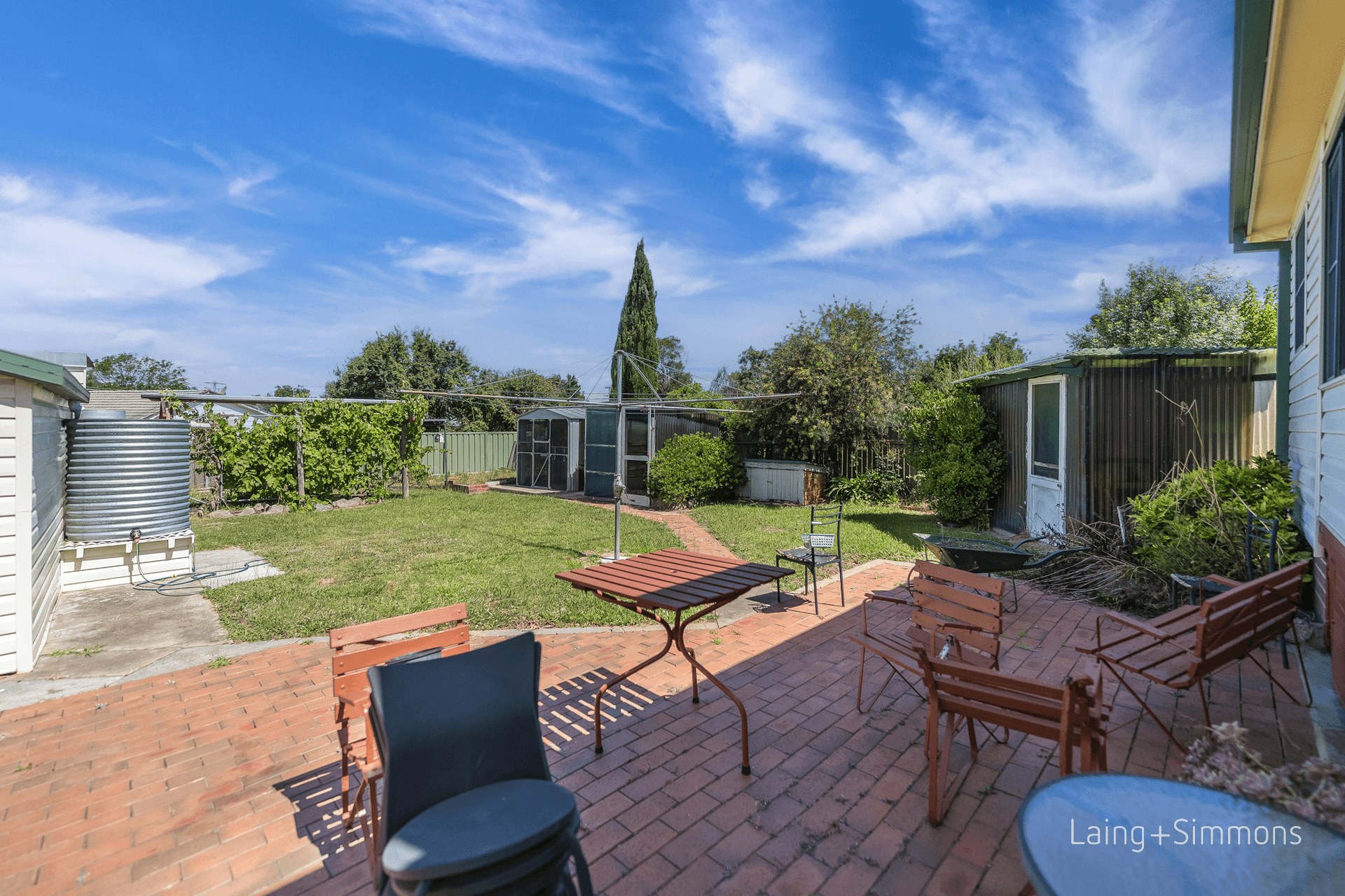 15 Jones Avenue, Armidale, NSW 2350