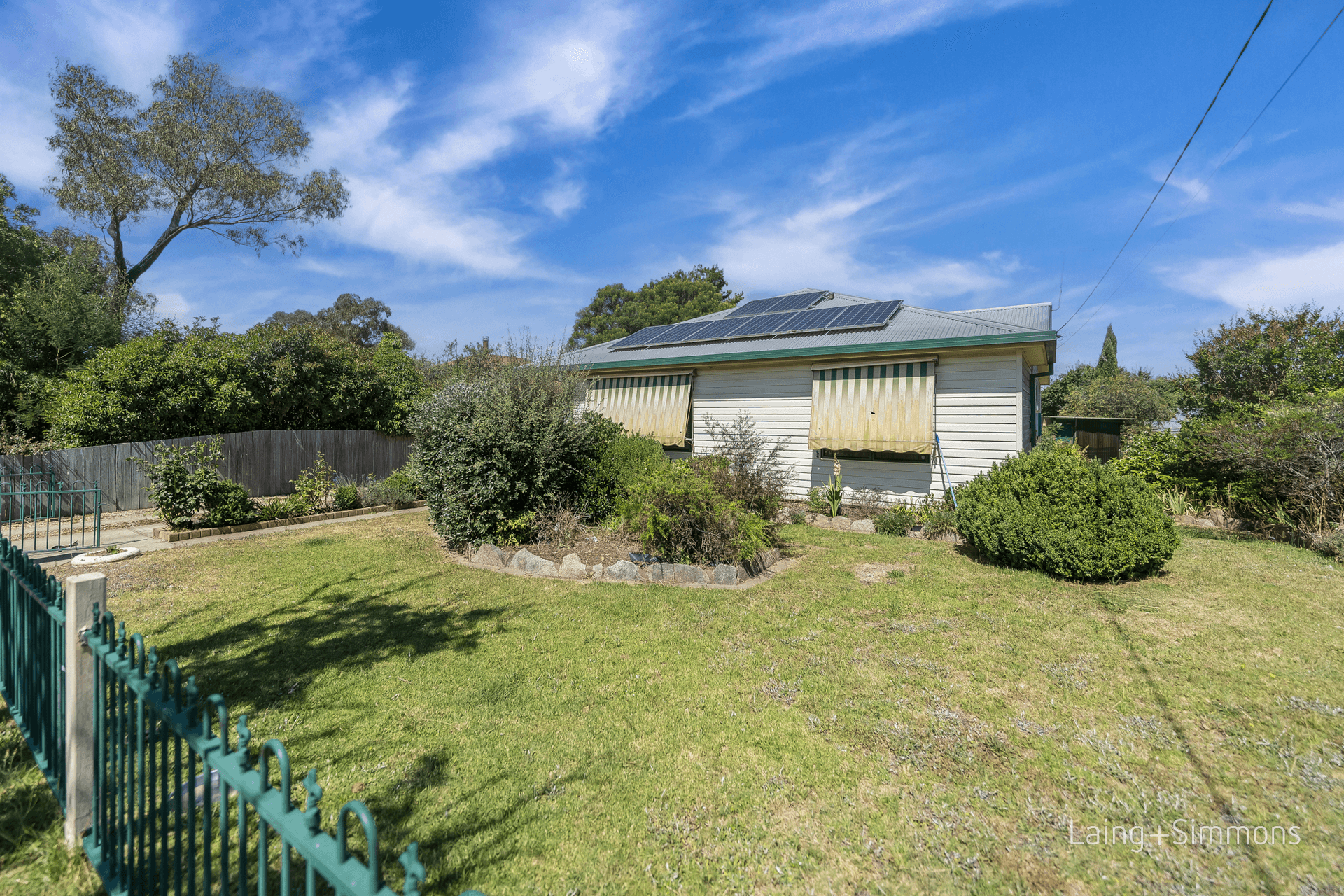 15 Jones Avenue, Armidale, NSW 2350