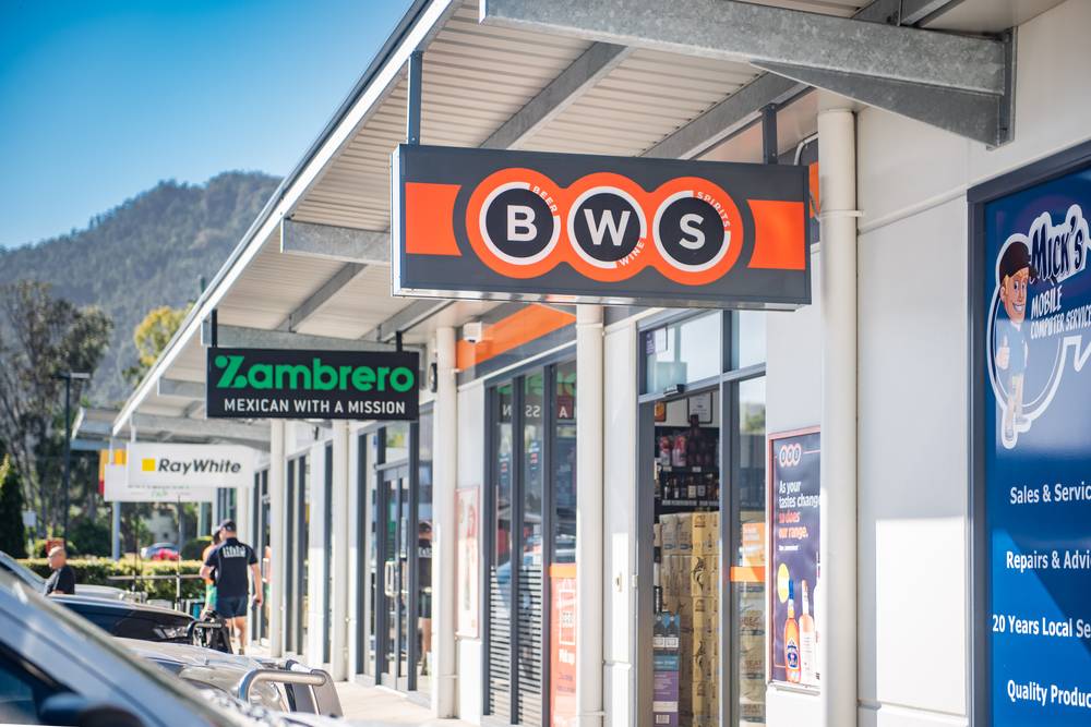 Reef Plaza Cnr Shute Harbour Rd/Paluma Rd, CANNONVALE, QLD 4802