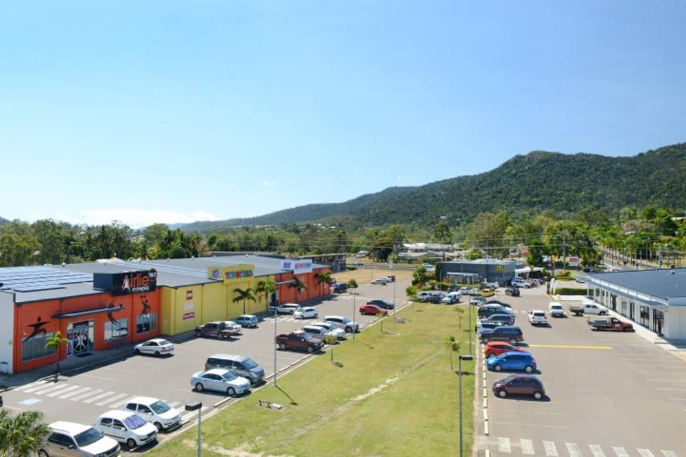 Reef Plaza Cnr Shute Harbour Rd/Paluma Rd, CANNONVALE, QLD 4802