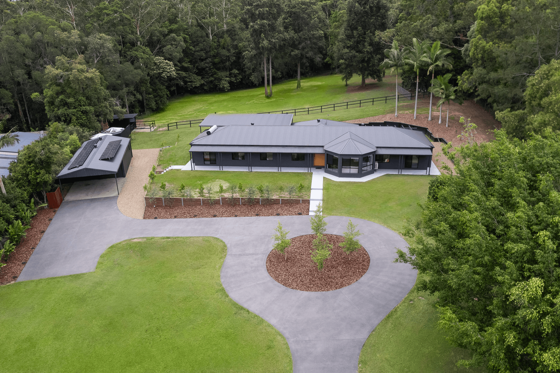 47 Racehorse Lane, LAKE MACDONALD, QLD 4563