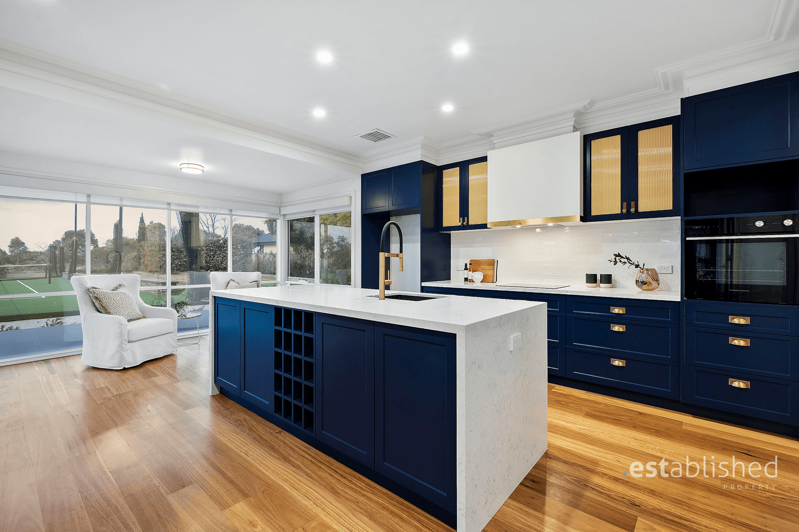 25 Greg Norman Drive, SANCTUARY LAKES, VIC 3030