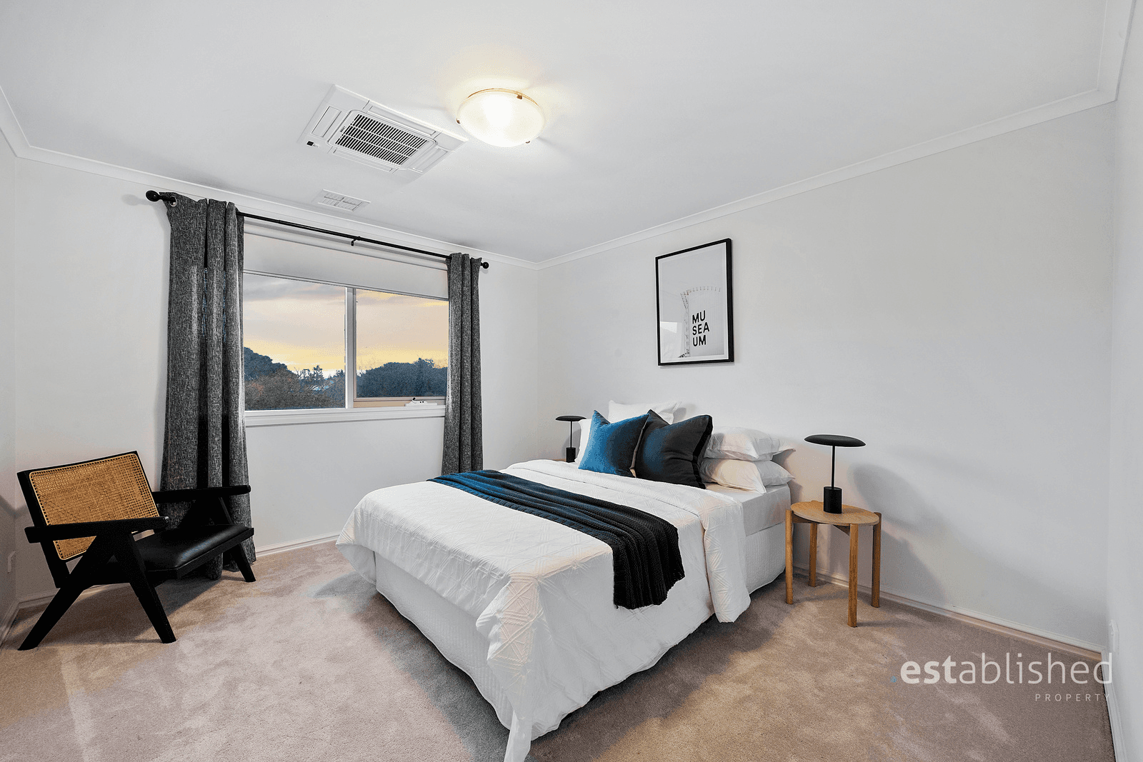 25 Greg Norman Drive, SANCTUARY LAKES, VIC 3030