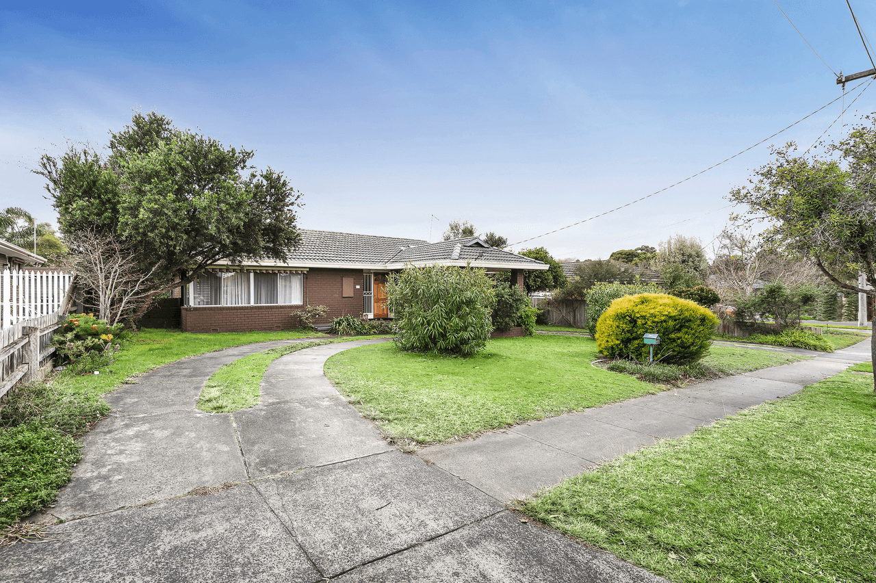 17 Banksia Court, WHEELERS HILL, VIC 3150