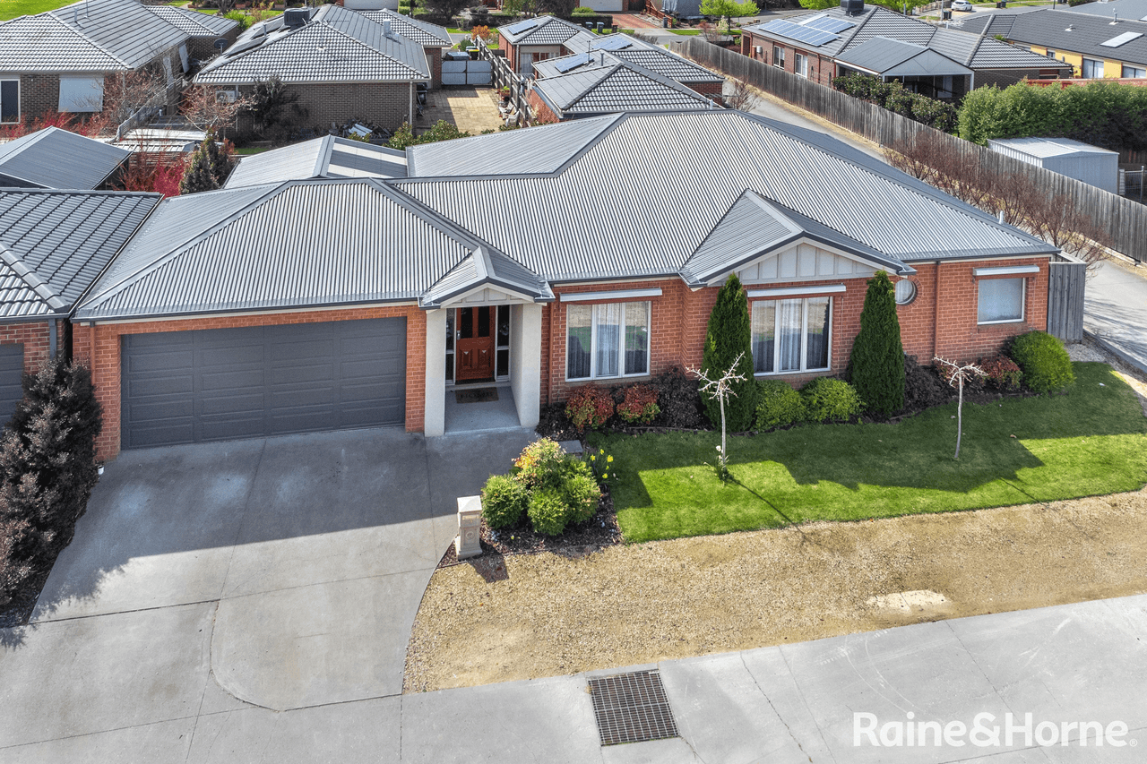 9 Elizabeth Court, RIDDELLS CREEK, VIC 3431