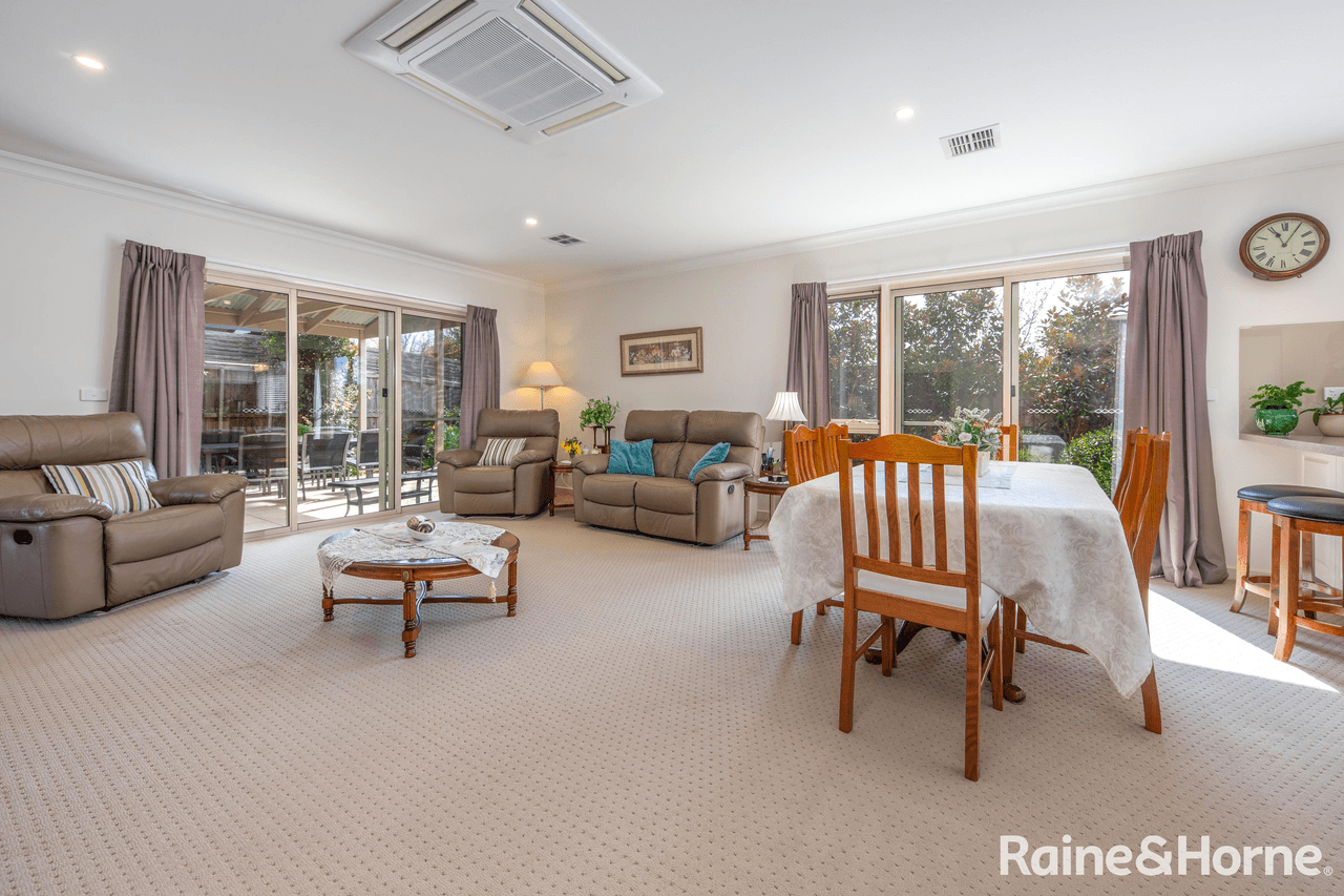 9 Elizabeth Court, RIDDELLS CREEK, VIC 3431