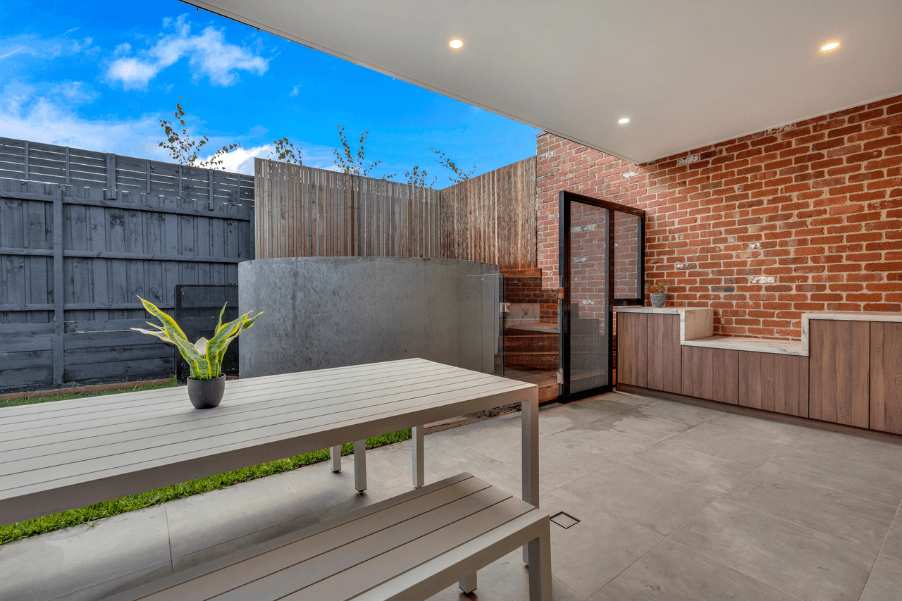 16B Carrington Road, Reservoir, VIC 3073