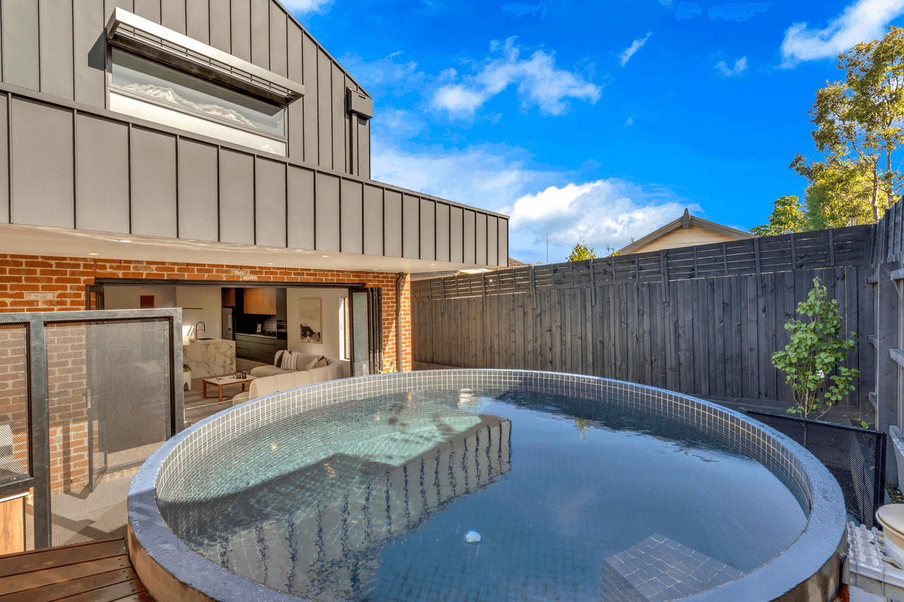 16B Carrington Road, Reservoir, VIC 3073