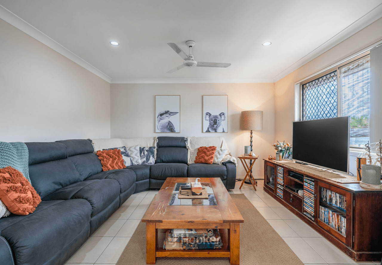 1 Zachary Court, HILLCREST, QLD 4118