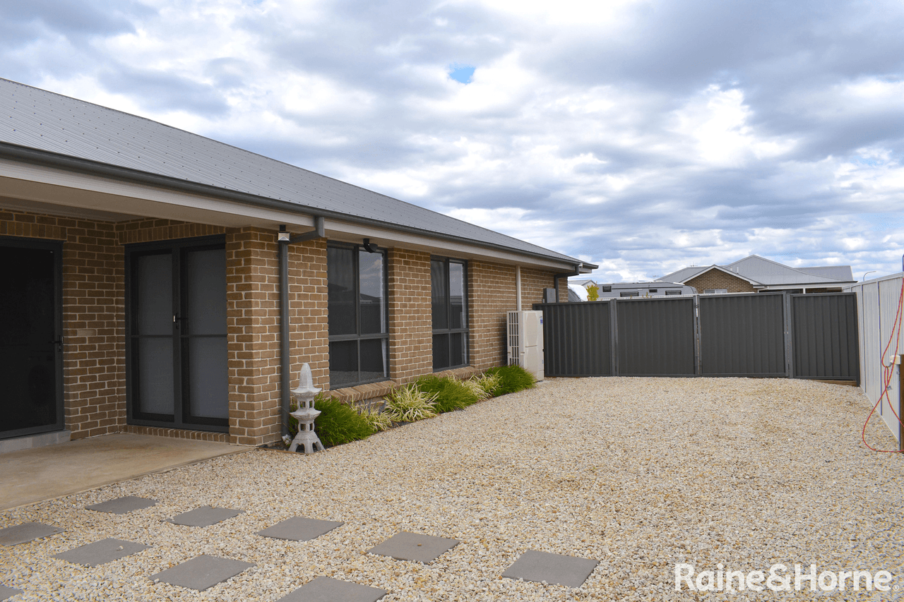 48 Lew Avenue, EGLINTON, NSW 2795