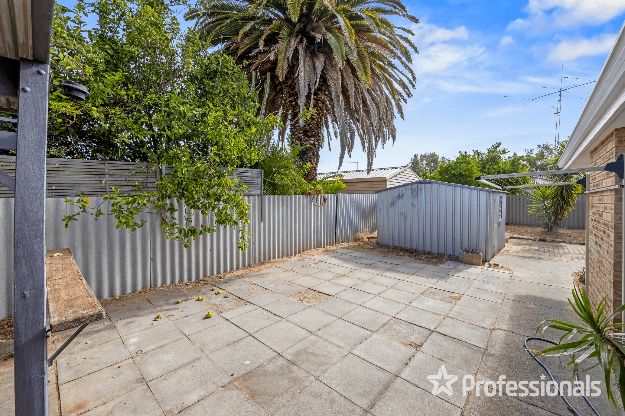 18B Shorne Place, MARANGAROO, WA 6064