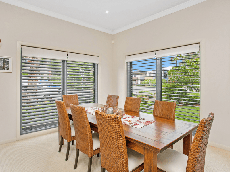 11 Shearwater Drive, WARRIEWOOD, NSW 2102