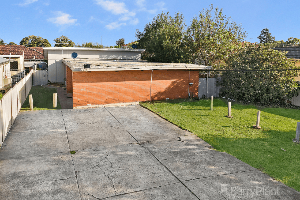 7 Winifred Street, St Albans, VIC 3021