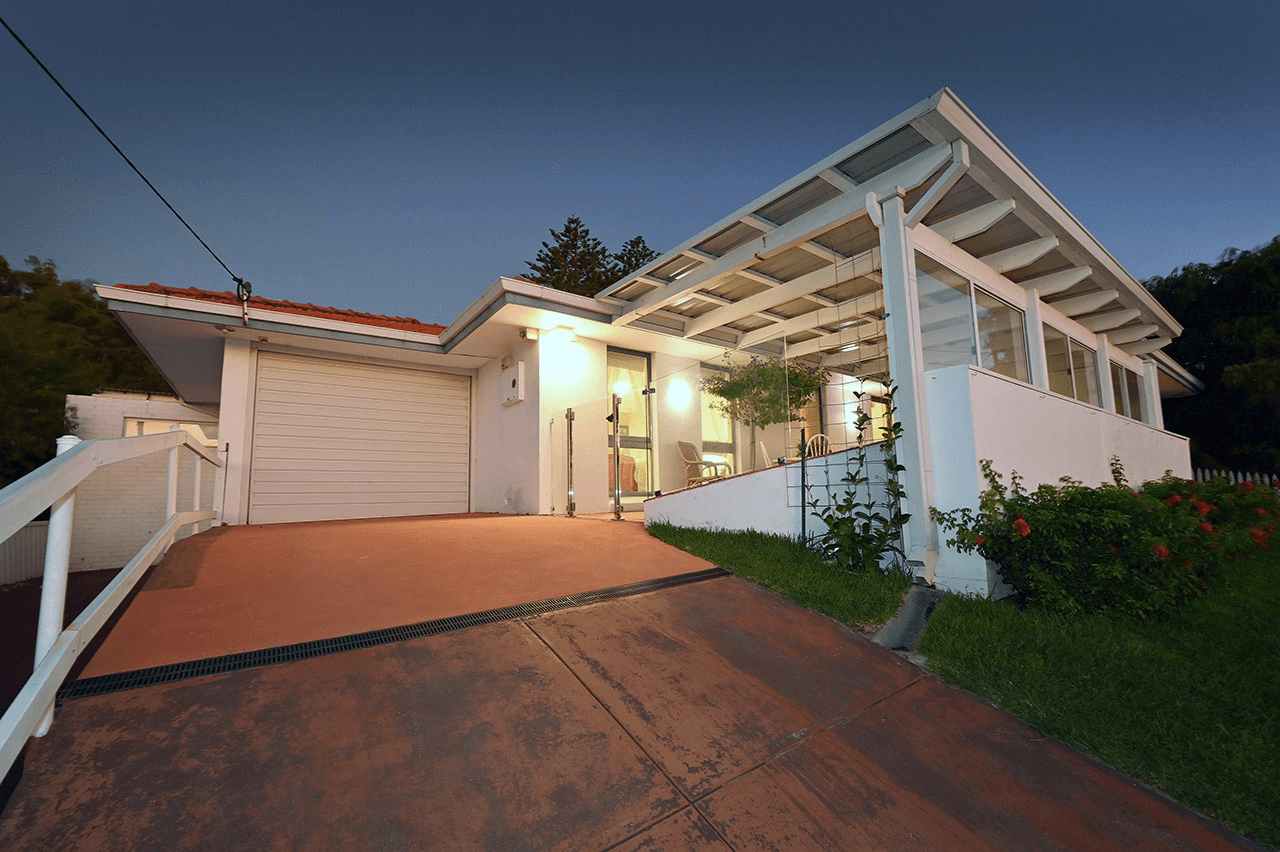 45 Mindarie Drive, Quinns Rocks, WA 6030