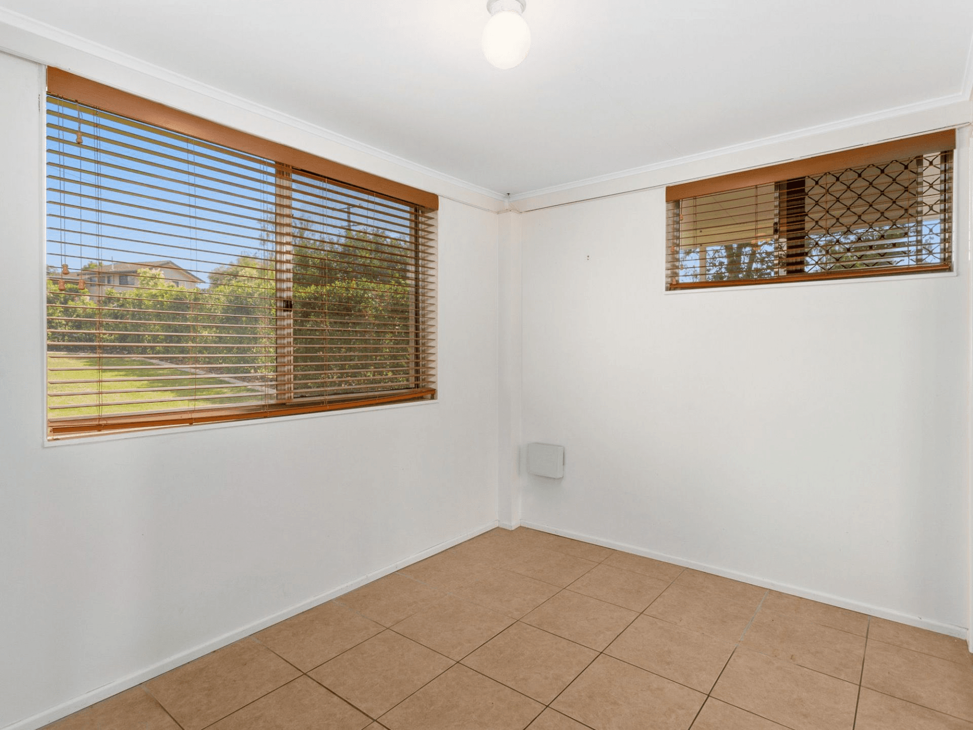 1 Beechwood Drive, YAMANTO, QLD 4305