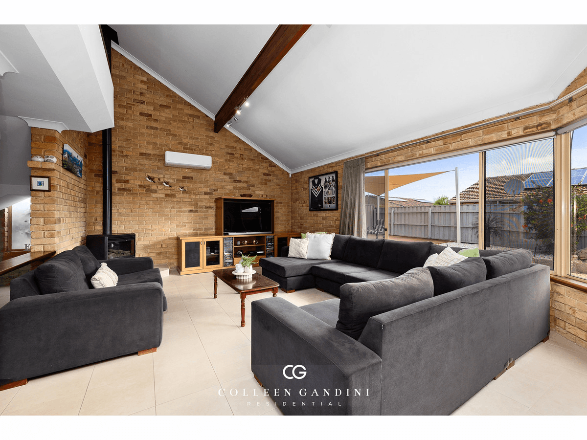 18 Ainsworth Loop, Booragoon, WA 6154