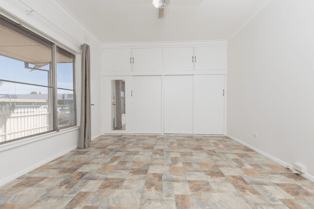 74 Eleventh St, MILDURA, VIC 3500