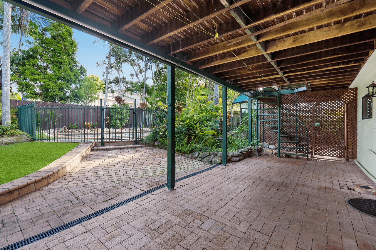 13 Cilla Court, ROCHEDALE SOUTH, QLD 4123