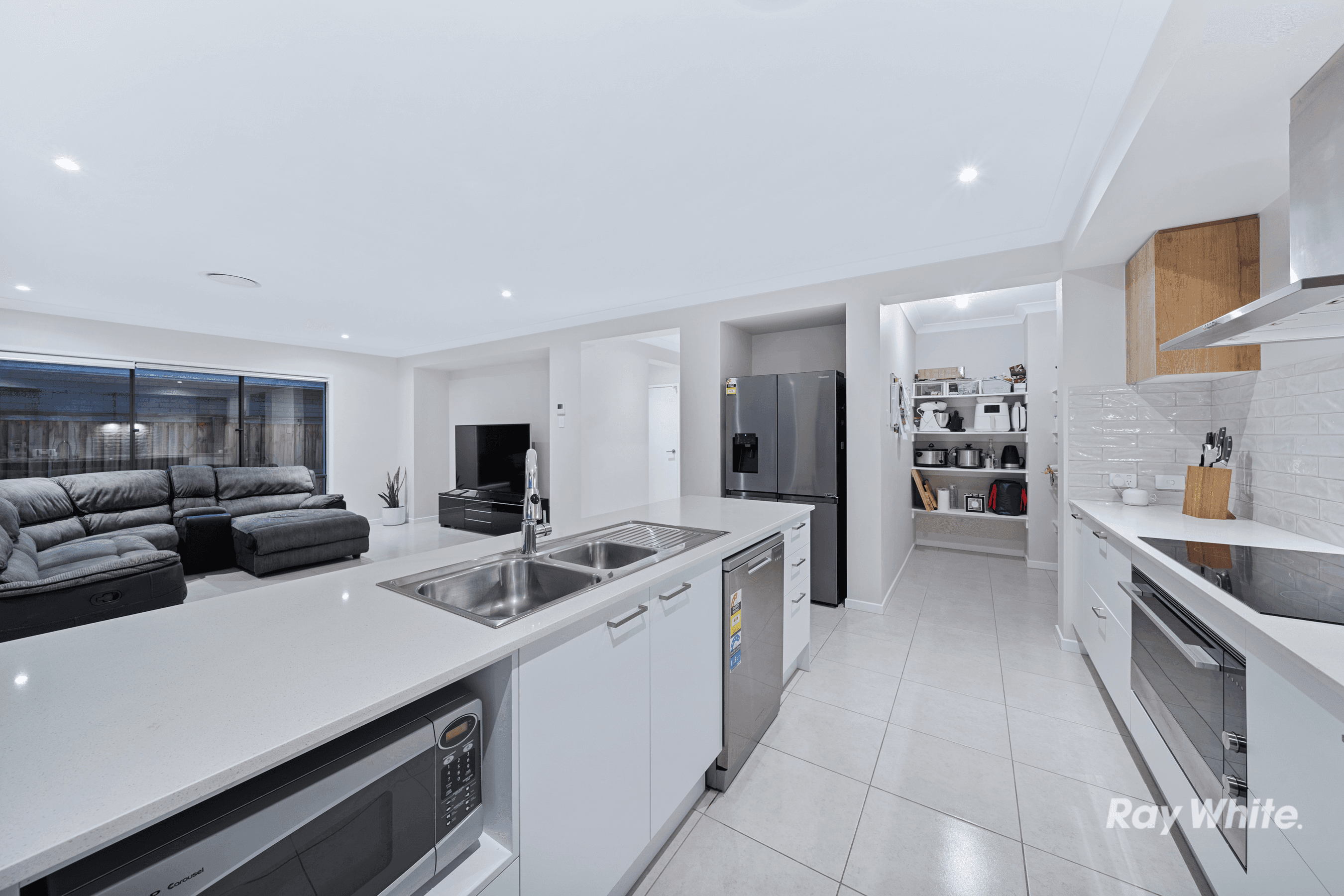 62 Coringley Road, GREENBANK, QLD 4124