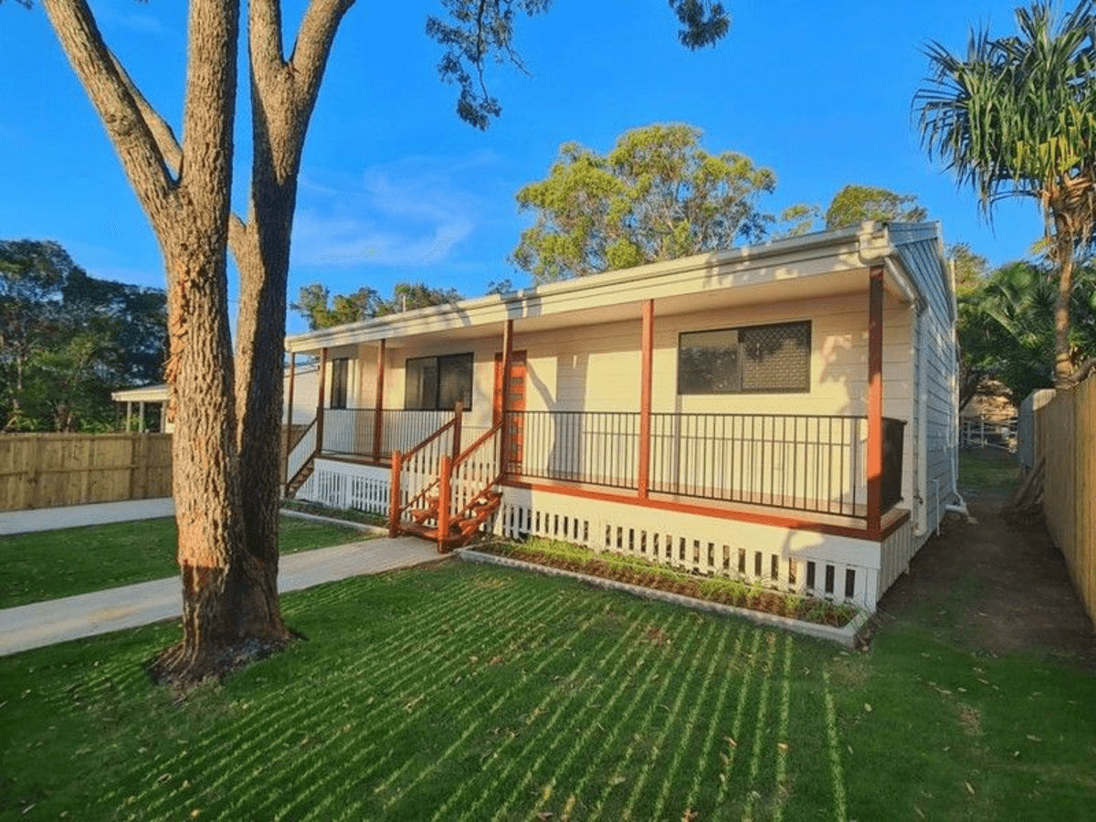 4 Heath Street, MACLEAY ISLAND, QLD 4184