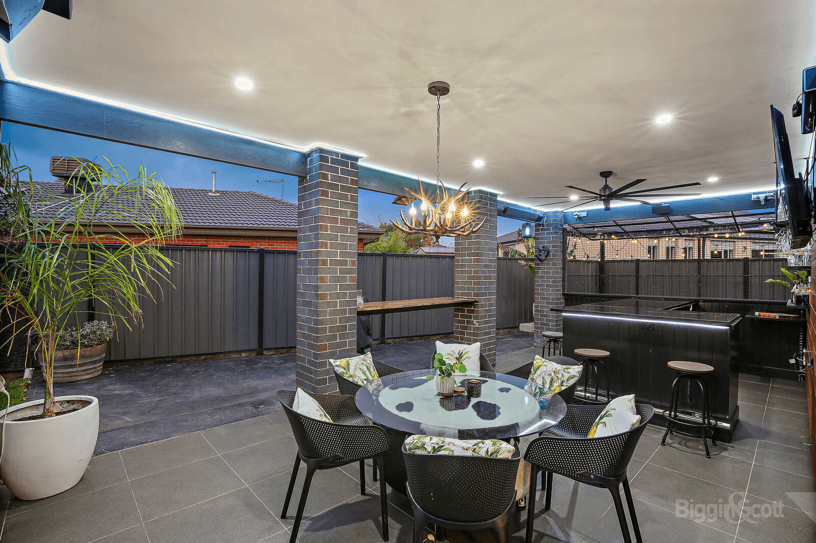 86 Heather Grove, CLYDE NORTH, VIC 3978