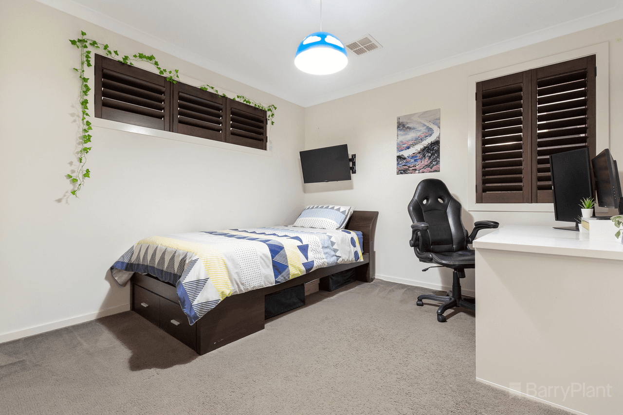 32 Newburgh Street, Keysborough, VIC 3173