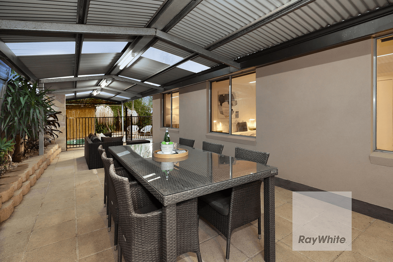 6 Keyes Place, GLADSTONE PARK, VIC 3043