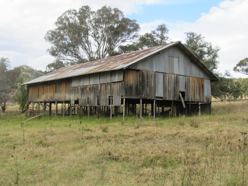 2272 Airlie Stock Route Road, Bendemeer, NSW 2355