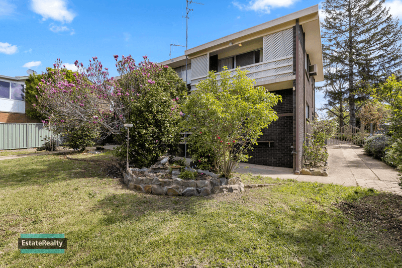 3 Breden Pl, Crestwood, NSW 2620